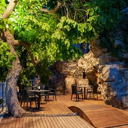 Gratteri Resort Hotel 4*